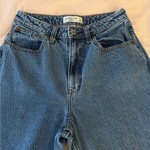 Abercrombie & Fitch “The Loose” High Rise (Curve Love)